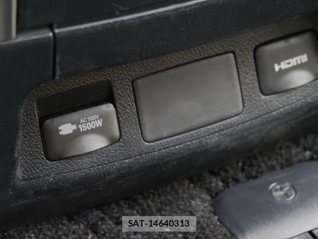 Toyota ALPHARD HYBRID 2021-07 7325503-14