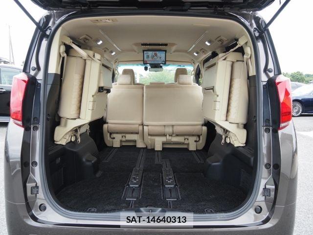 Toyota ALPHARD HYBRID 2021-07 7325503-17