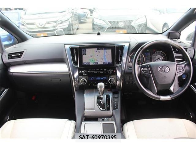 Toyota ALPHARD HYBRID 2019-01 7325479-25