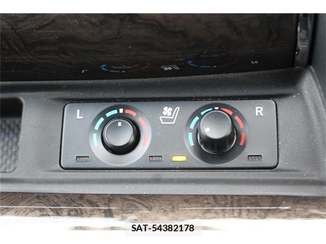Toyota ALPHARD HYBRID 2020-01 7325488-6