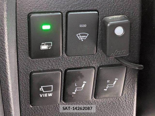 Toyota ALPHARD HYBRID 2019-09 7356717-9
