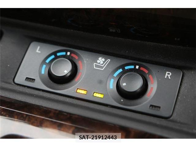 Toyota ALPHARD HYBRID 2020-02 7356712-6