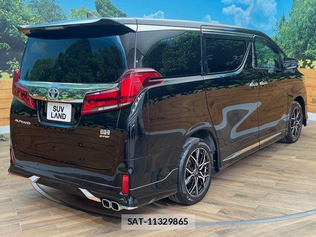 Toyota ALPHARD HYBRID 2022-06 7356710-18