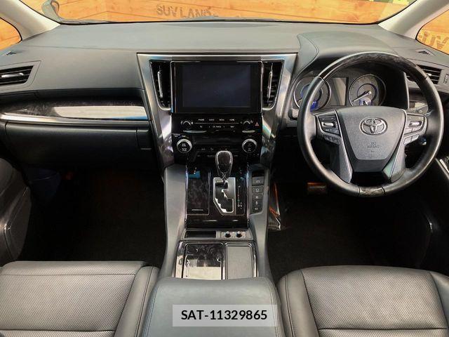 Toyota ALPHARD HYBRID 2022-06 7356710-1