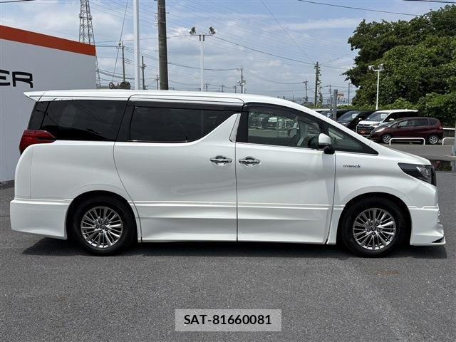 Toyota ALPHARD HYBRID 2017-08 7391244-9