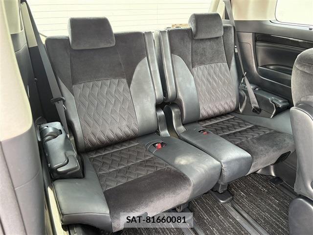 Toyota ALPHARD HYBRID 2017-08 7391244-17