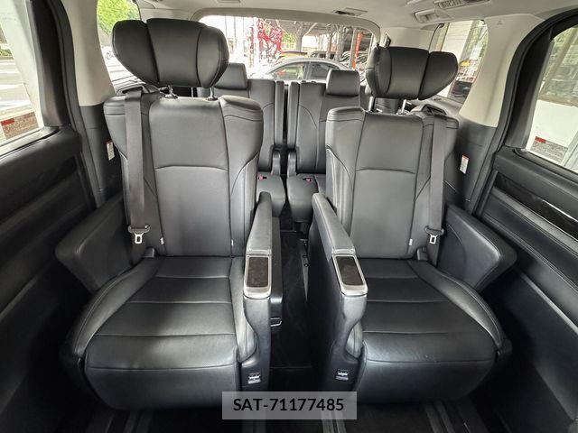 Toyota ALPHARD HYBRID 2017-08 7391238-23