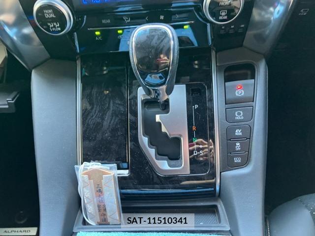 Toyota ALPHARD HYBRID 2020-11 7391240-26