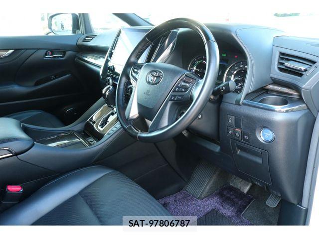 Toyota ALPHARD HYBRID 2020-01 7452706-12