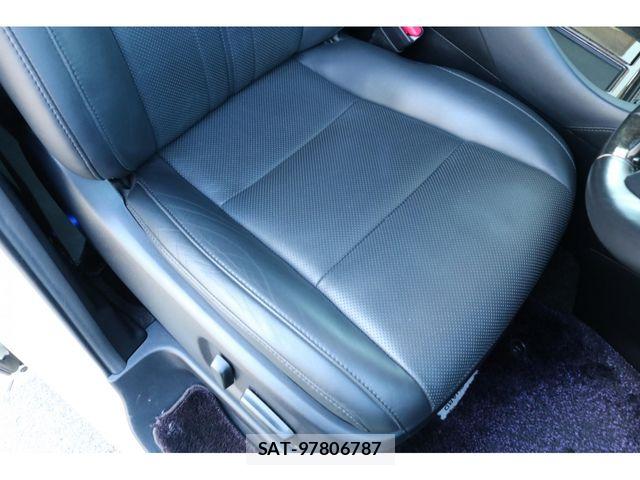 Toyota ALPHARD HYBRID 2020-01 7452706-15