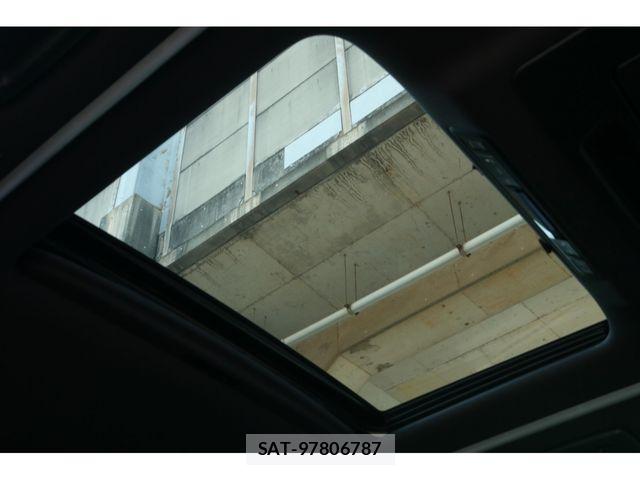 Toyota ALPHARD HYBRID 2020-01 7452706-24