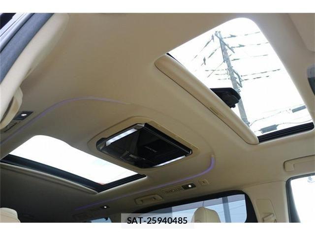 Toyota ALPHARD HYBRID 2017-04 7452719-2