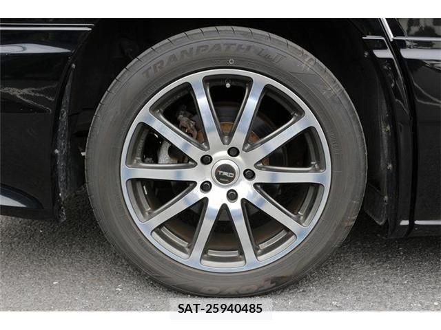 Toyota ALPHARD HYBRID 2017-04 7452719-29