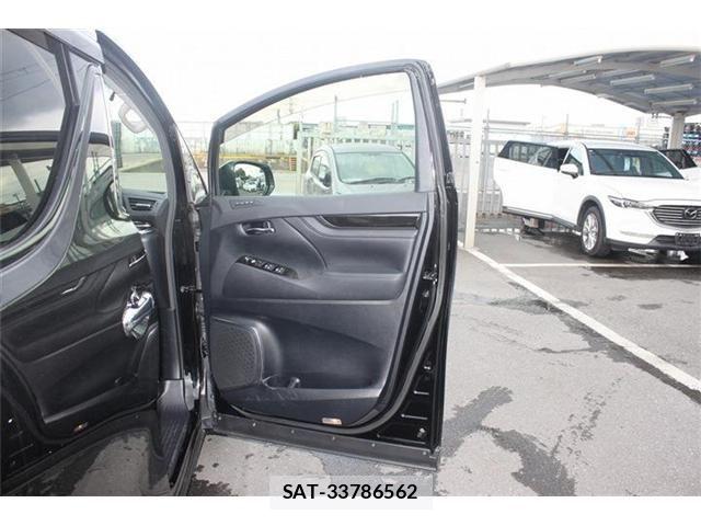 Toyota ALPHARD HYBRID 2015-10 7452723-24