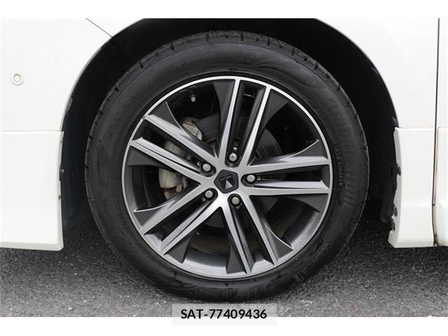 Toyota ALPHARD HYBRID 2015-03 7452722-18
