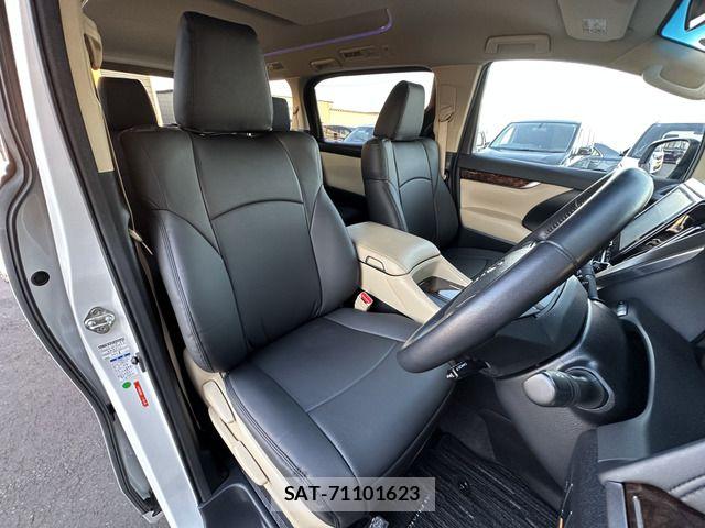 Toyota ALPHARD HYBRID 2023-04 7452711-12