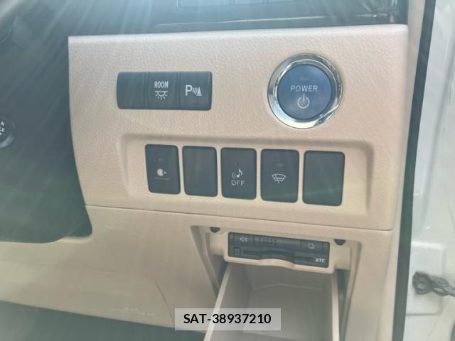 Toyota ALPHARD HYBRID 2012-03 7452725-14