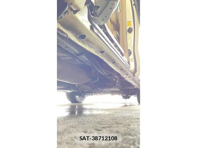 Toyota ALPHARD HYBRID 2012-05 7452724-15