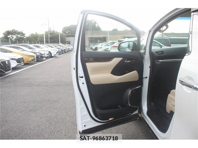 Toyota ALPHARD HYBRID 2018-05 7508064-29