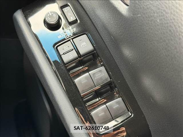 Toyota ALPHARD HYBRID 2021-09 7499391-26