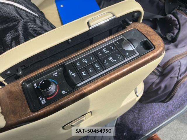 Toyota ALPHARD HYBRID 2016-02 7499394-27