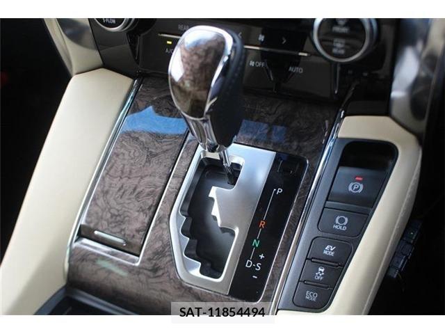 Toyota ALPHARD HYBRID 2023-01 7499393-27