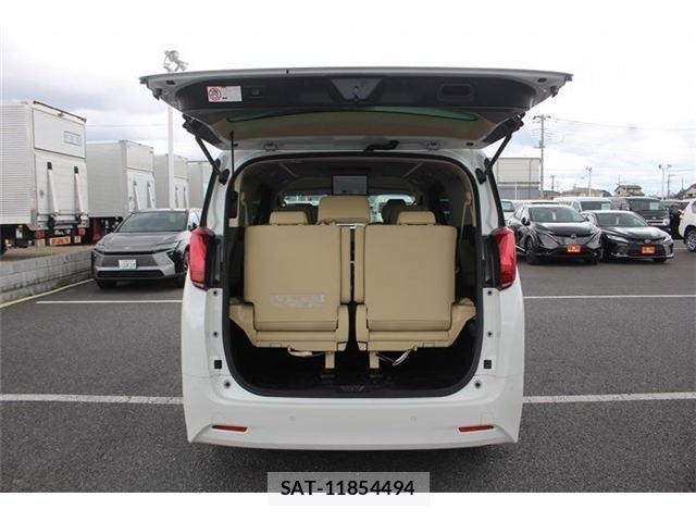 Toyota ALPHARD HYBRID 2023-01 7499393-29