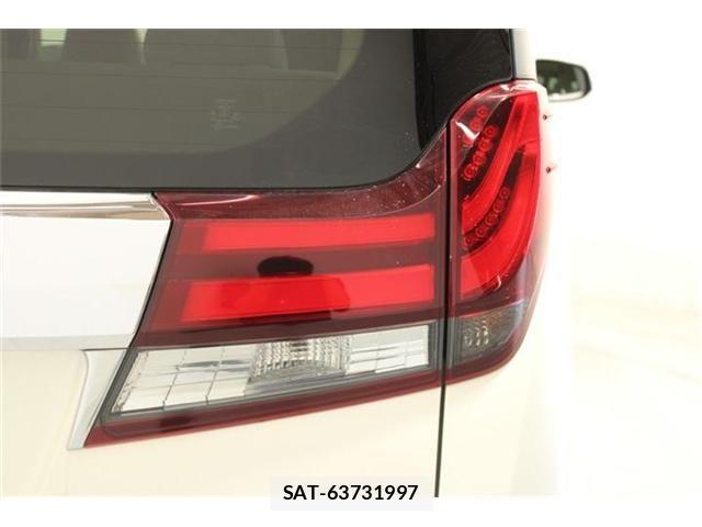 Toyota ALPHARD HYBRID 2015-04 7499399-17