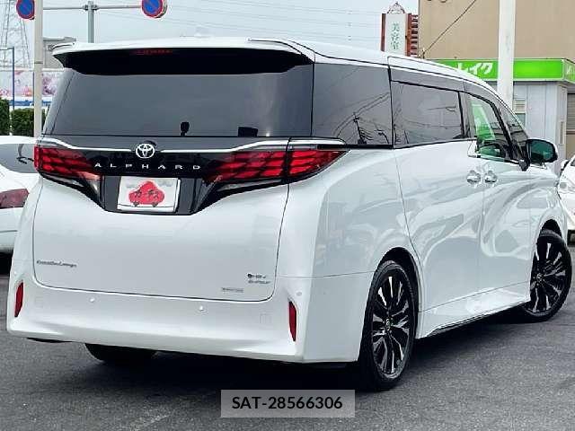 Toyota ALPHARD HYBRID 2025-06 7499379-2