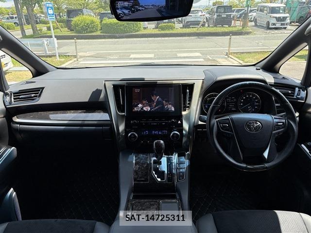 Toyota ALPHARD HYBRID 2022-10 7499387-1