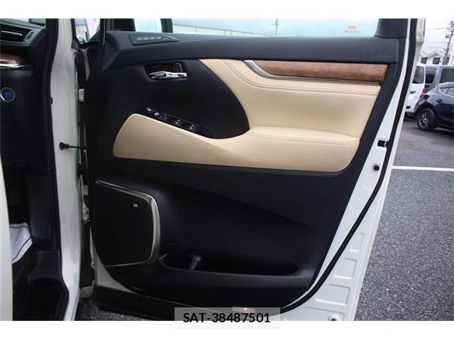 Toyota ALPHARD HYBRID 2016-06 7561798-18
