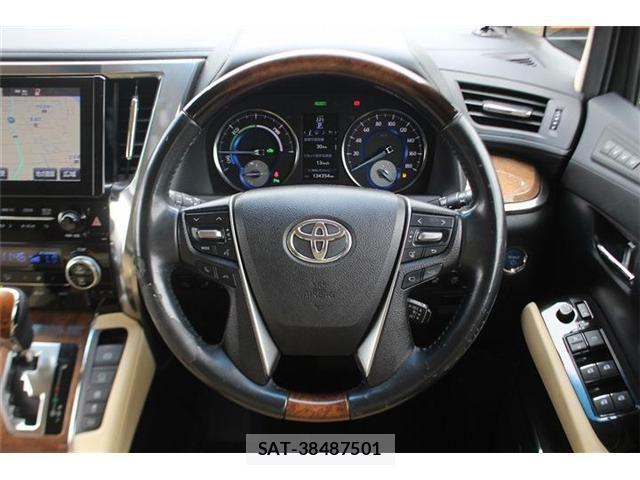 Toyota ALPHARD HYBRID 2016-06 7561798-23