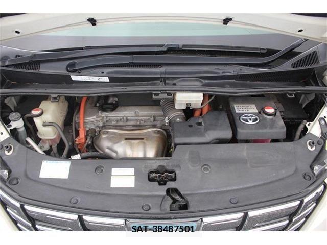 Toyota ALPHARD HYBRID 2016-06 7561798-29