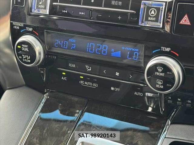 Toyota ALPHARD HYBRID 2016-04 7614792-28
