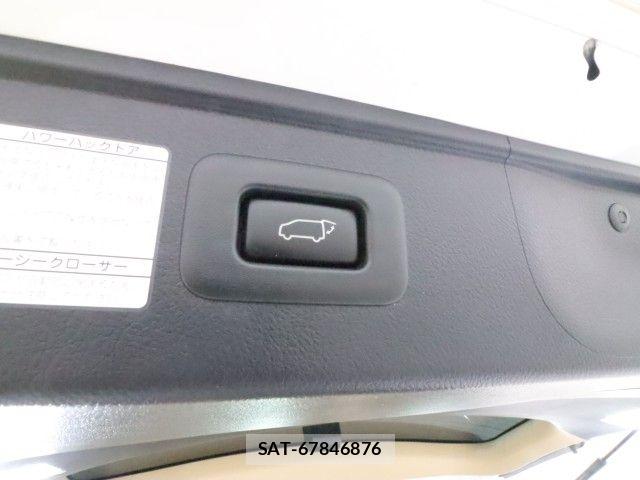Toyota ALPHARD HYBRID 2021-07 7614783-19