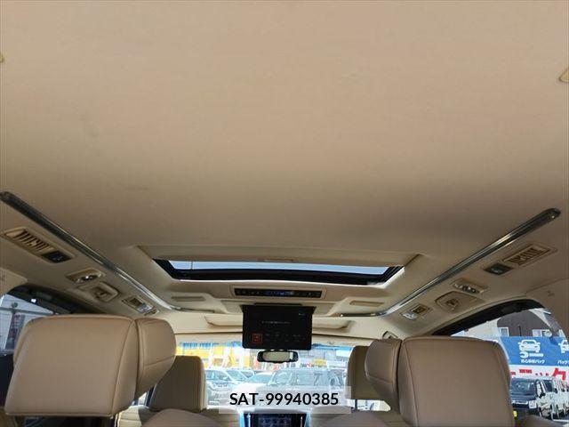 Toyota ALPHARD HYBRID 2017-11 7614790-13