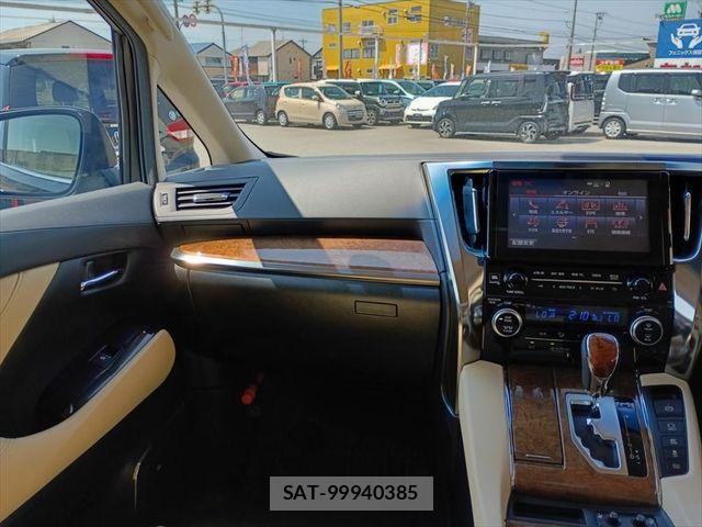Toyota ALPHARD HYBRID 2017-11 7614790-17