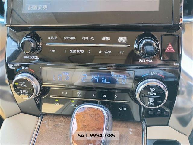 Toyota ALPHARD HYBRID 2017-11 7614790-19