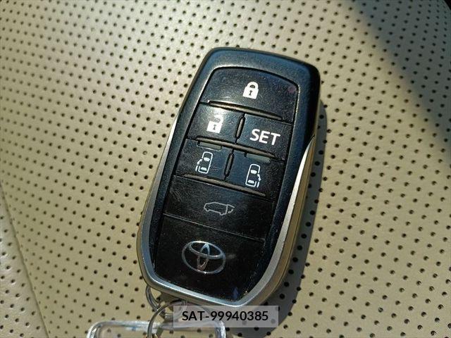 Toyota ALPHARD HYBRID 2017-11 7614790-28