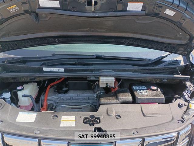 Toyota ALPHARD HYBRID 2017-11 7614790-29