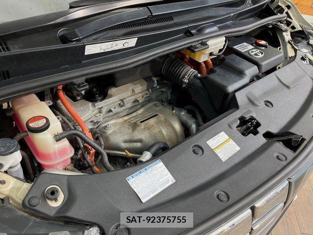 Toyota ALPHARD HYBRID 2016-06 7614791-19