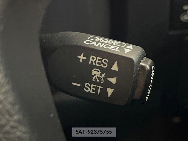 Toyota ALPHARD HYBRID 2016-06 7614791-5