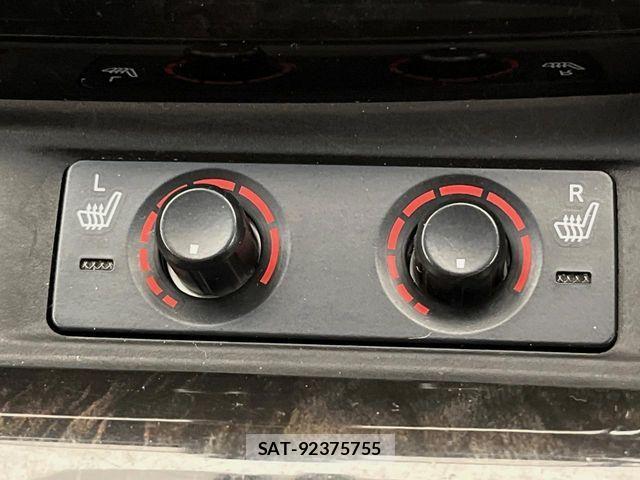 Toyota ALPHARD HYBRID 2016-06 7614791-7