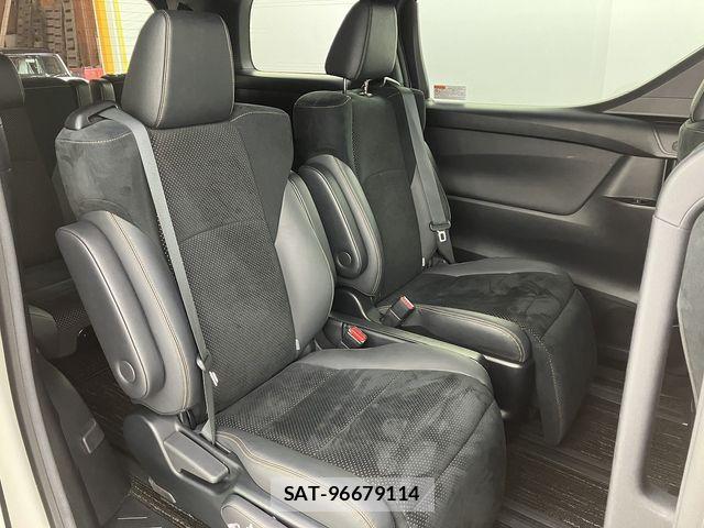 Toyota ALPHARD HYBRID 2021-02 7614775-9