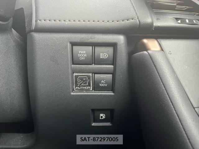 Toyota ALPHARD HYBRID 2023-11 7614769-14