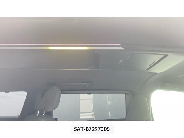 Toyota ALPHARD HYBRID 2023-11 7614769-17