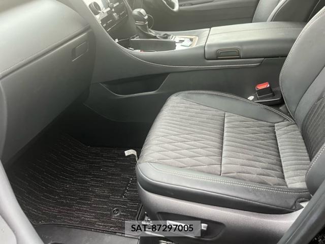 Toyota ALPHARD HYBRID 2023-11 7614769-7