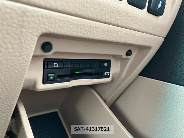 Toyota ALPHARD HYBRID 2012-02 7614801-26