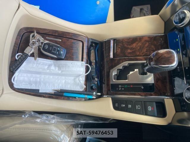 Toyota ALPHARD HYBRID 2021-05 7614789-23
