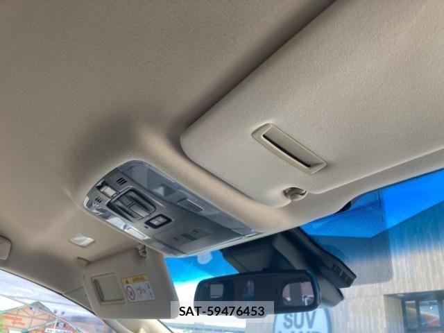 Toyota ALPHARD HYBRID 2021-05 7614789-26
